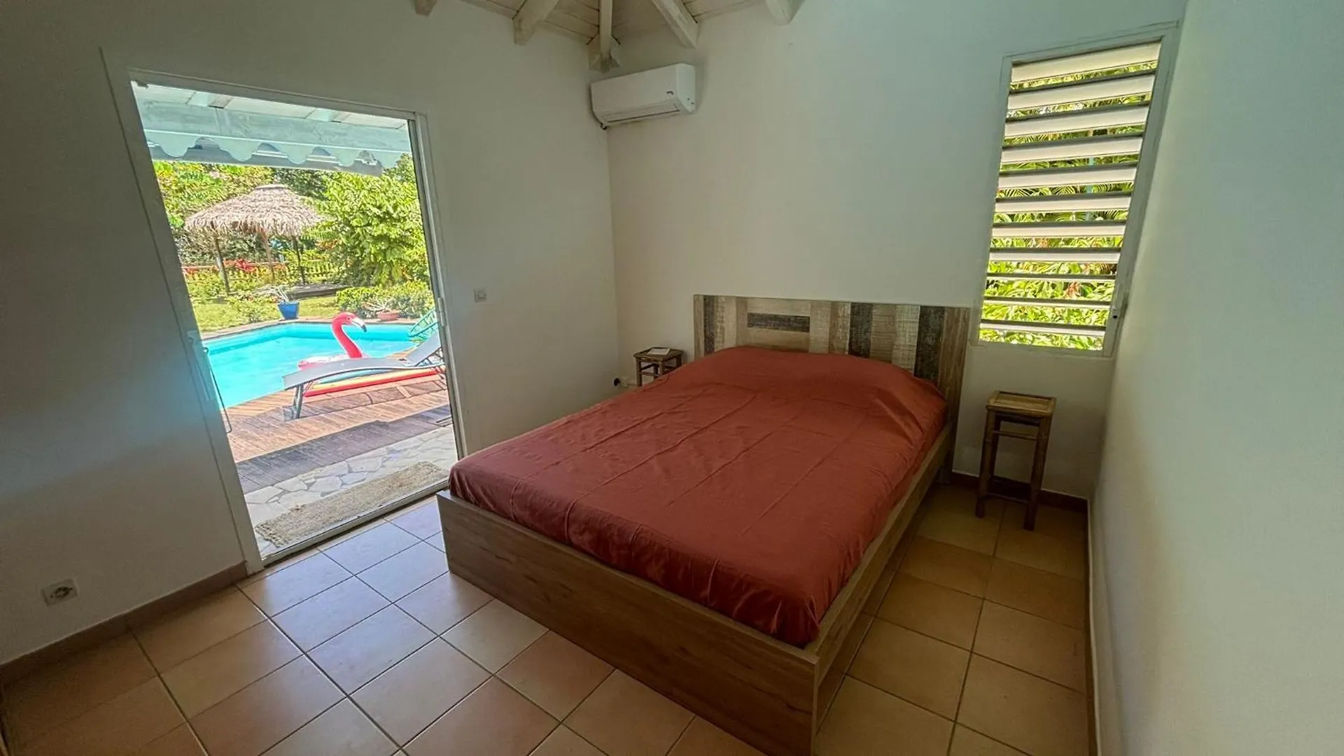 Villa Standing Acces Prive Plage Sainte-Rose